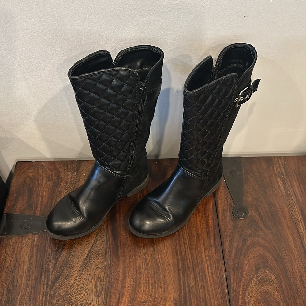 Olive & Edie Girls Black Boots Size 2
